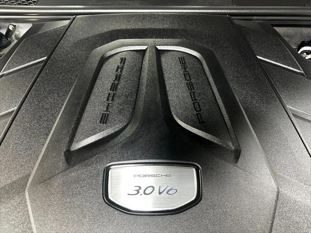 2022 Porsche Cayenne Platinum Edition