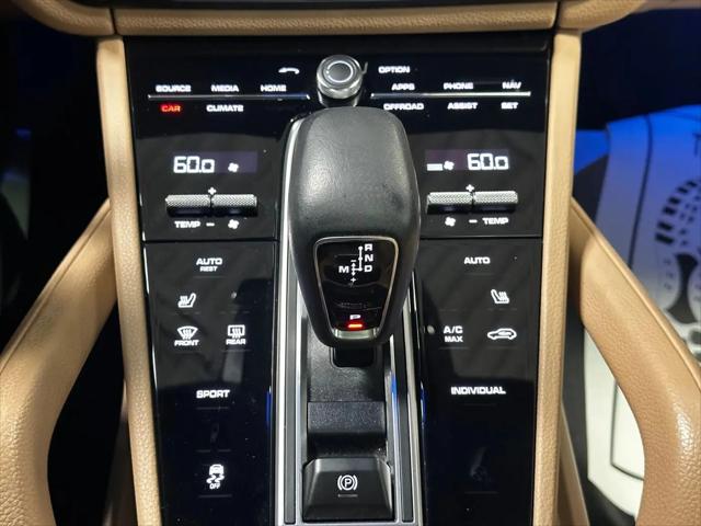2022 Porsche Cayenne Platinum Edition