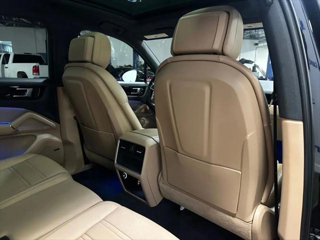 2022 Porsche Cayenne Platinum Edition