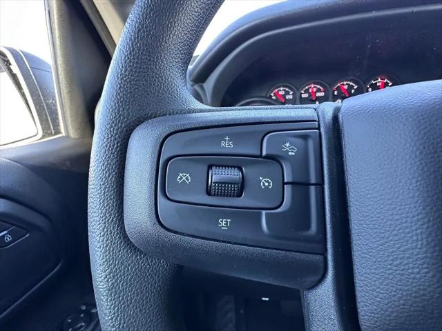 2026 GMC Sierra 1500 Crew Cab, Standard Bed, Pro, 4WD