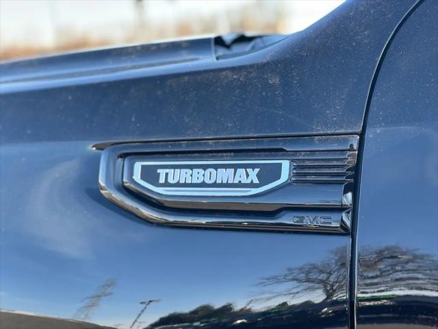 2026 GMC Sierra 1500 Crew Cab, Standard Bed, Pro, 4WD
