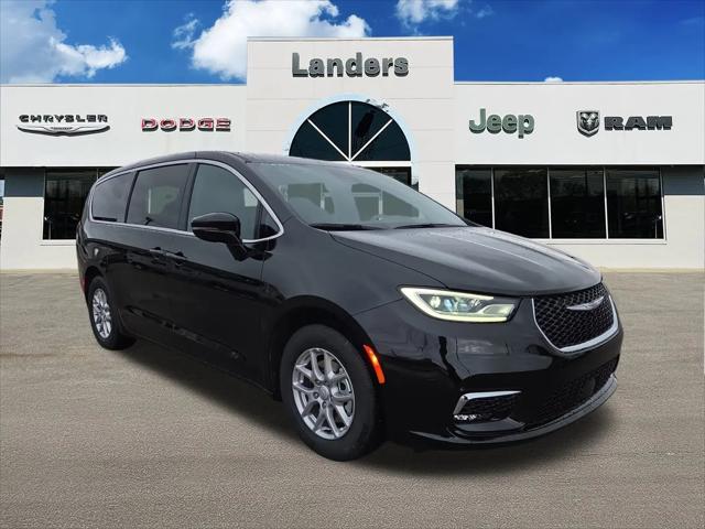 2026 Chrysler Pacifica Select for sale in Covington, TN