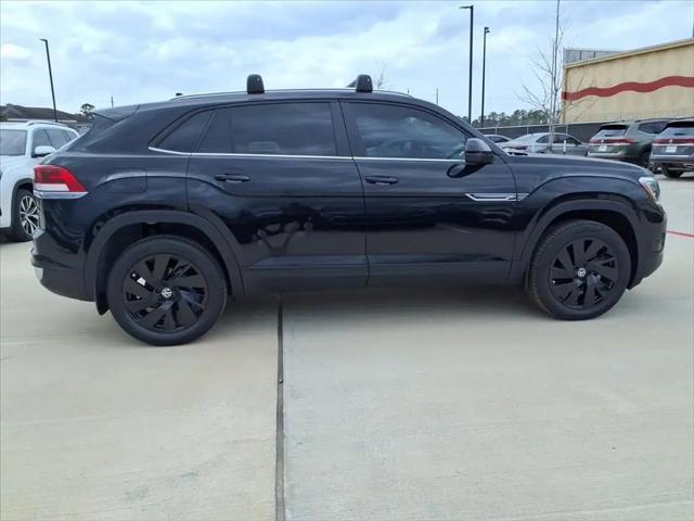 2026 Volkswagen Atlas Cross Sport SE with Technology