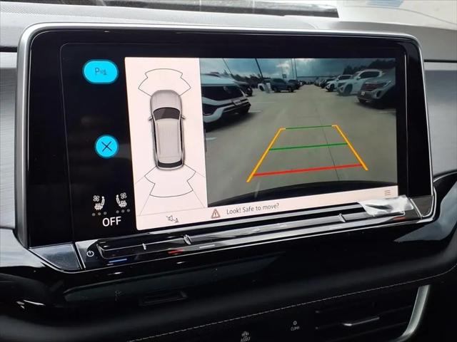 2026 Volkswagen Atlas Cross Sport SE with Technology