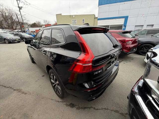 2024 Volvo XC60 B5 Plus Dark Theme