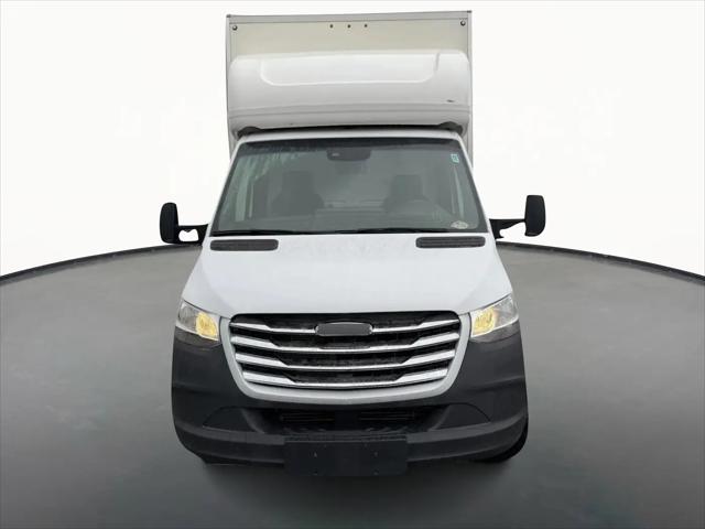 2021 Freightliner Sprinter Standard Roof I4