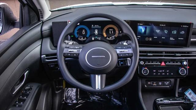 2026 Hyundai Tucson Hybrid Blue SE