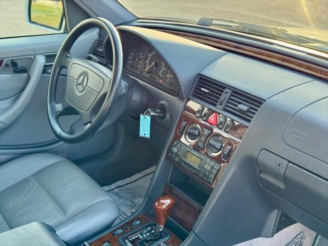 1999 Mercedes-Benz C 230 Kompressor
