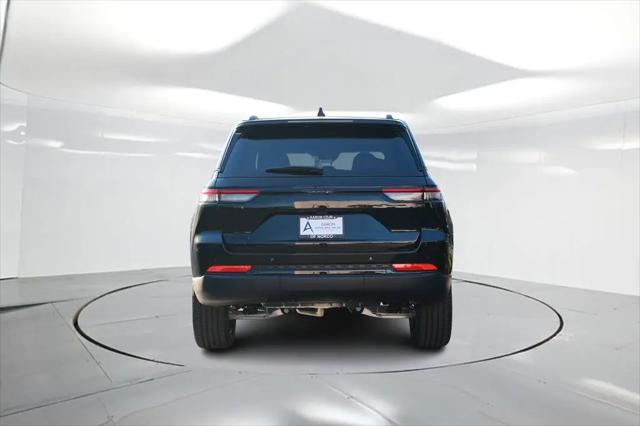 2025 Jeep Grand Cherokee Altitude X 4x4