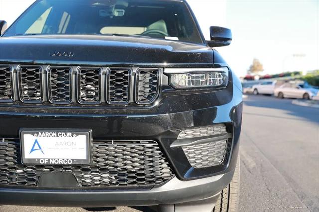 2025 Jeep Grand Cherokee Altitude X 4x4