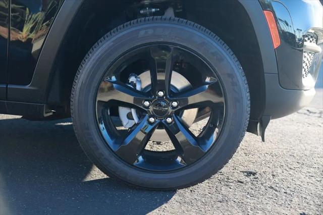 2025 Jeep Grand Cherokee Altitude X 4x4