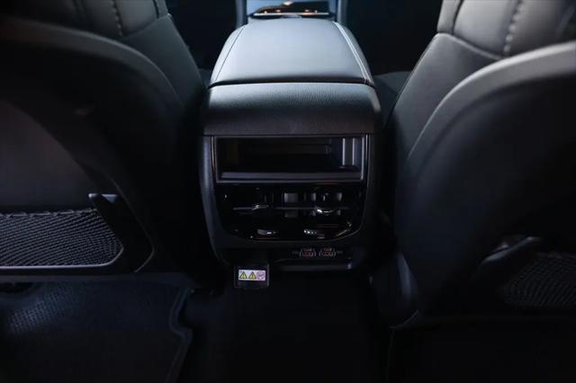 2025 Jeep Grand Cherokee Altitude X 4x4