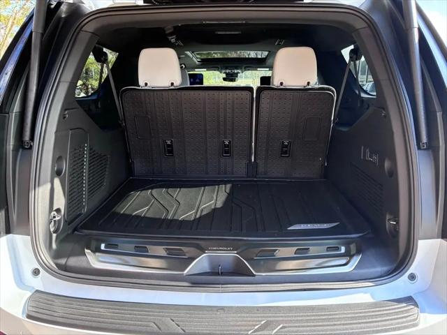 2026 Chevrolet Suburban Premier, RWD