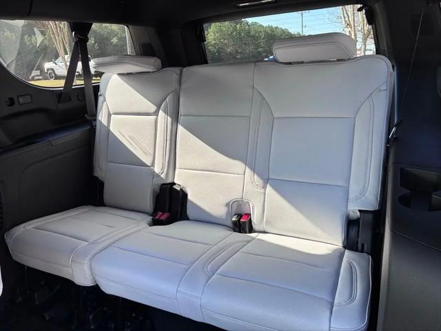 2026 Chevrolet Suburban Premier, RWD