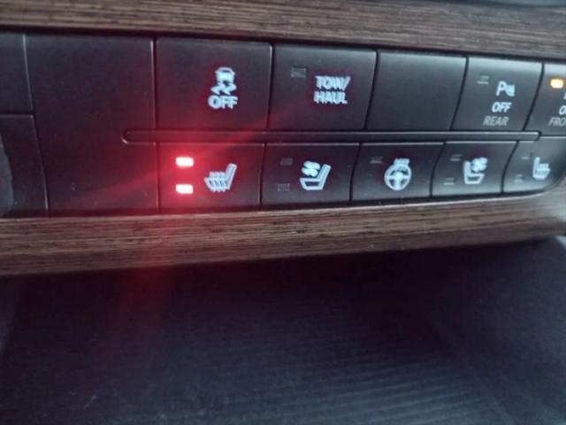 2018 Ram 1500 Laramie Crew Cab 4x4 57 Box