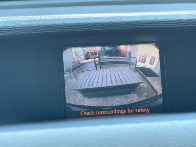 2013 Toyota Sienna LE V6 8 Passenger