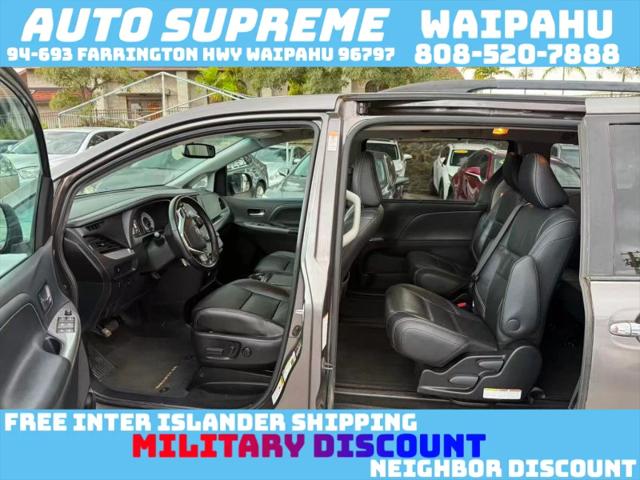 2016 Toyota Sienna SE 8 Passenger