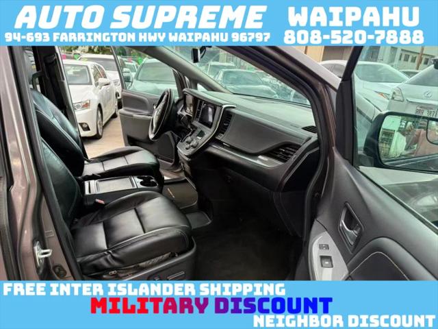 2016 Toyota Sienna SE 8 Passenger
