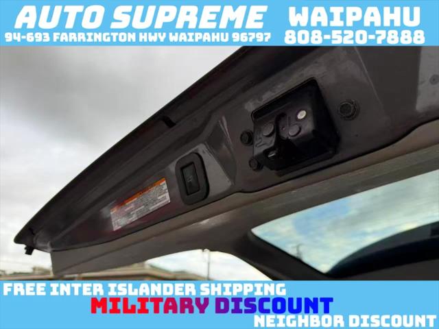 2016 Toyota Sienna SE 8 Passenger