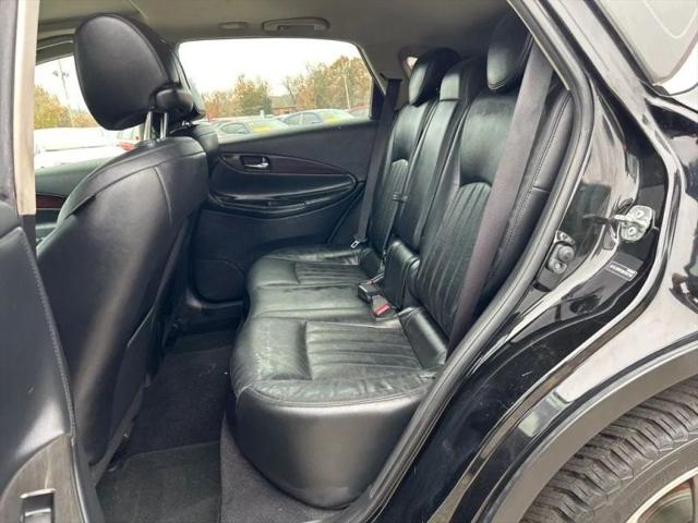 2016 INFINITI QX50 Base