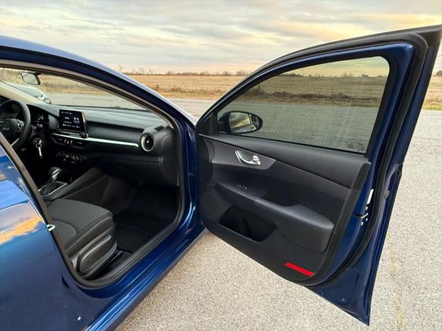 2022 Kia Forte LXS