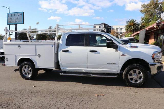 2024 Ram 3500 Big Horn Crew Cab 4x4 8' Box