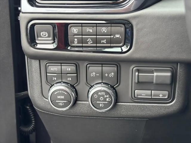 2026 GMC Yukon XL 4WD AT4 Ultimate