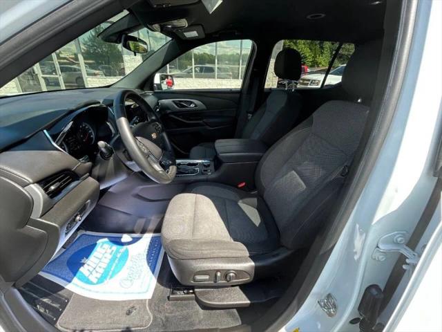 2023 Chevrolet Traverse FWD LT Cloth