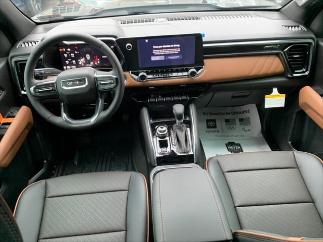 2026 GMC Canyon AT4, 4WD