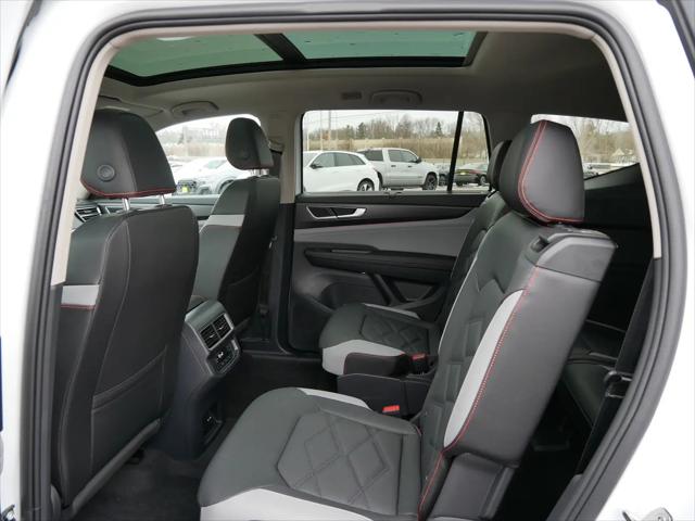 2026 Volkswagen Atlas Peak Edition