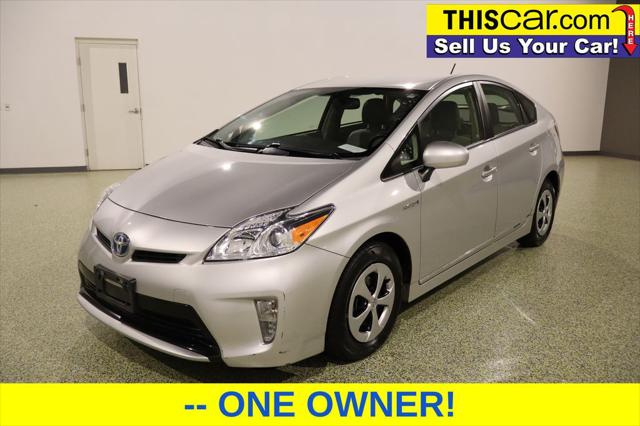 2015 Toyota Prius Four photo 3