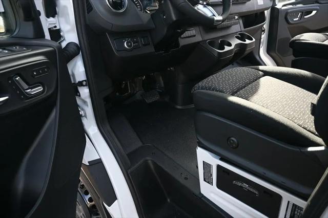 2026 Mercedes-Benz Sprinter 3500XD Standard Roof 4-Cyl Diesel HO