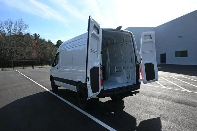 2026 Mercedes-Benz Sprinter 3500XD Standard Roof 4-Cyl Diesel HO