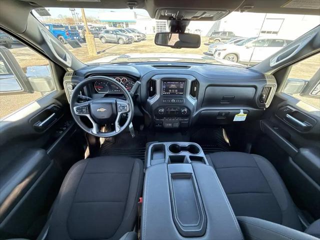2023 Chevrolet Silverado 2500HD 4WD Crew Cab Standard Bed Custom