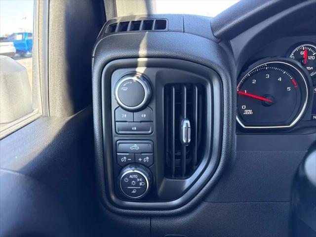 2023 Chevrolet Silverado 2500HD 4WD Crew Cab Standard Bed Custom