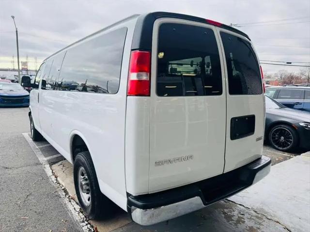 2025 GMC Savana Passenger RWD 3500 Extended Wheelbase LT