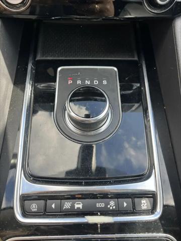 2019 Jaguar F-PACE 25t Premium