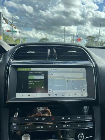 2019 Jaguar F-PACE 25t Premium