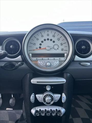 2009 MINI Cooper Cooper