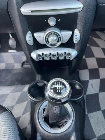 2009 MINI Cooper Cooper