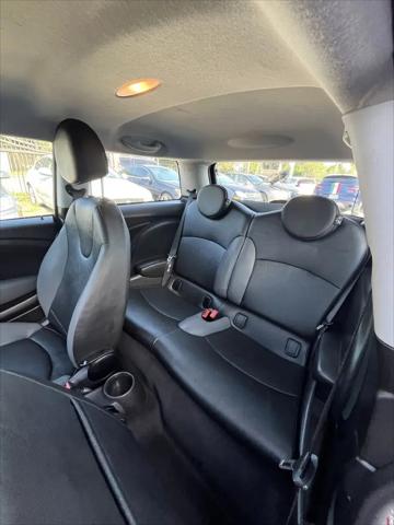 2009 MINI Cooper Cooper