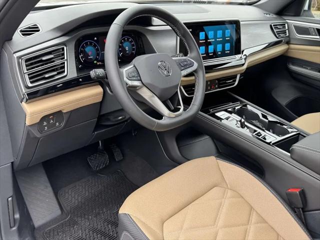 2026 Volkswagen Atlas Cross Sport SE with Technology