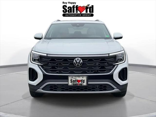 2026 Volkswagen Atlas Cross Sport SE with Technology