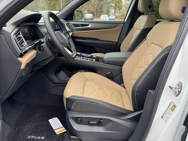 2026 Volkswagen Atlas Cross Sport SE with Technology