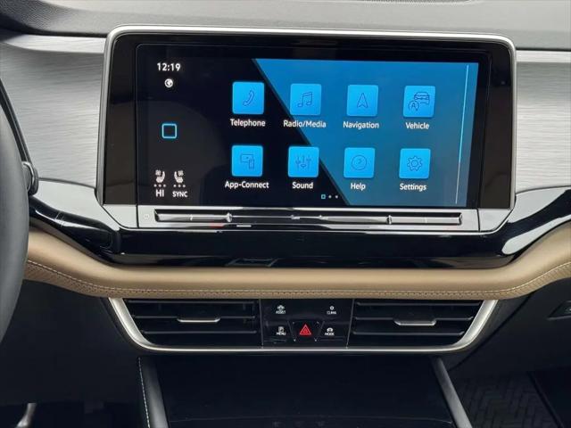 2026 Volkswagen Atlas Cross Sport SE with Technology