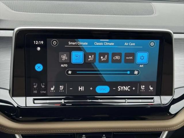 2026 Volkswagen Atlas Cross Sport SE with Technology