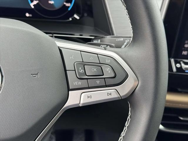 2026 Volkswagen Atlas Cross Sport SE with Technology