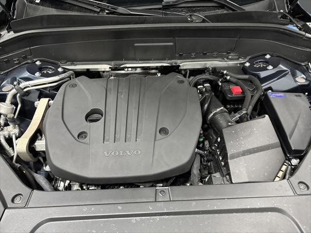 2024 Volvo XC90 B5 Plus Bright Theme