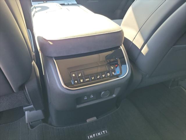 2026 INFINITI QX80 LUXE AWD