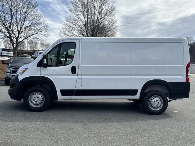 2026 Ram ProMaster Cargo Van Tradesman Low Roof 136" WB w/Pass Seat
